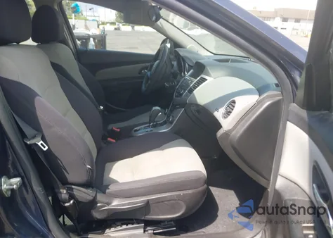 2013 Chevrolet Cruze Ls Auto z USA, uszkodzony, nr VIN 1G1PA5SG8D7177257